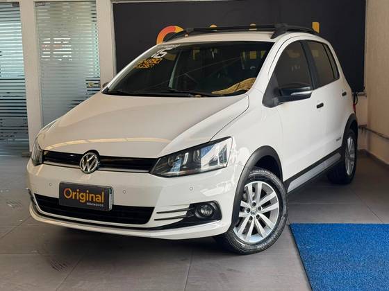 VOLKSWAGEN FOX 1.0 MPI TRACK 12V FLEX 4P MANUAL VOLKSWAGEN FOX 1.0 MPI TRACK 12V FLEX 4P MANUAL